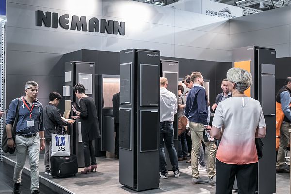 foto: miesięcznik „BIZNES meble.pl”, Tomasz Markowski