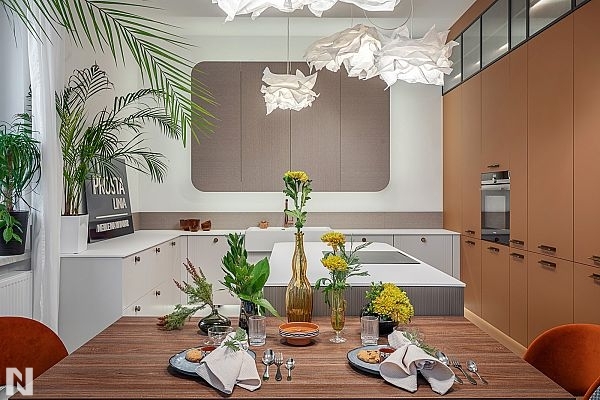 Zabudowa kuchenna w showroomie firmy PROSTA LINIA, Mosiądz 8857