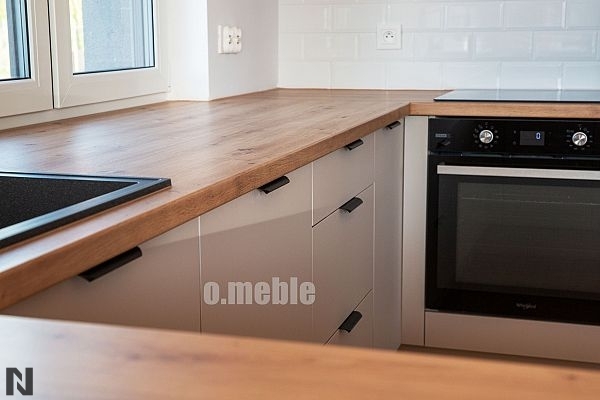 Acrylux Mat Anti-fingerprint Cappucino 7498M - realizacja mebli kuchennych - O. Meble Wrocław