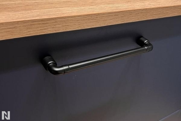 Acrylux Mat Anti-fingerprint 4702M Granat - realizacja Sonik Studio - meble łazienkowe